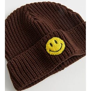 NWT UO Patch Face Beanie Hat Market x Smiley